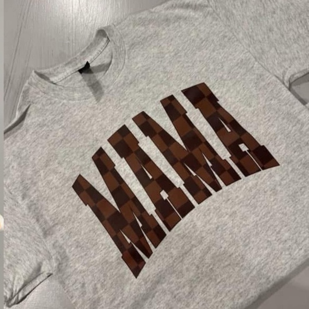 MAMA checkered t shirt